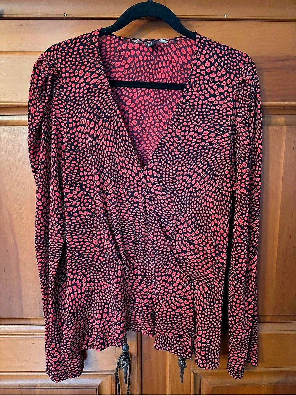 Banana Republic Red & Black Animal Print Long Sleeve Blouse